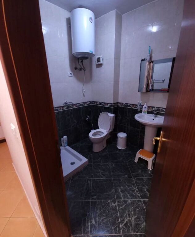 Jepet me qera apartamenti 2+1