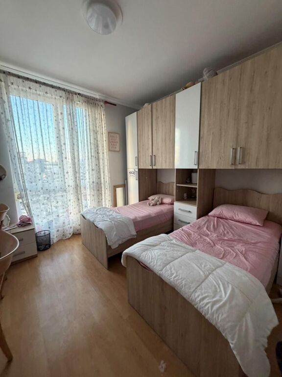 Qera | Apartament 3 + 1 | 21 Dhjetori | 900 €/muaj