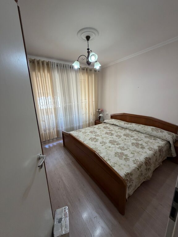 Apartament i mobiluar 1+1 tek Kompleksi Kontakt
