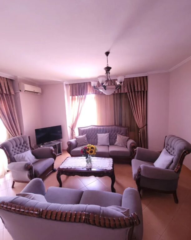 Jepet me qera apartamenti 2+1