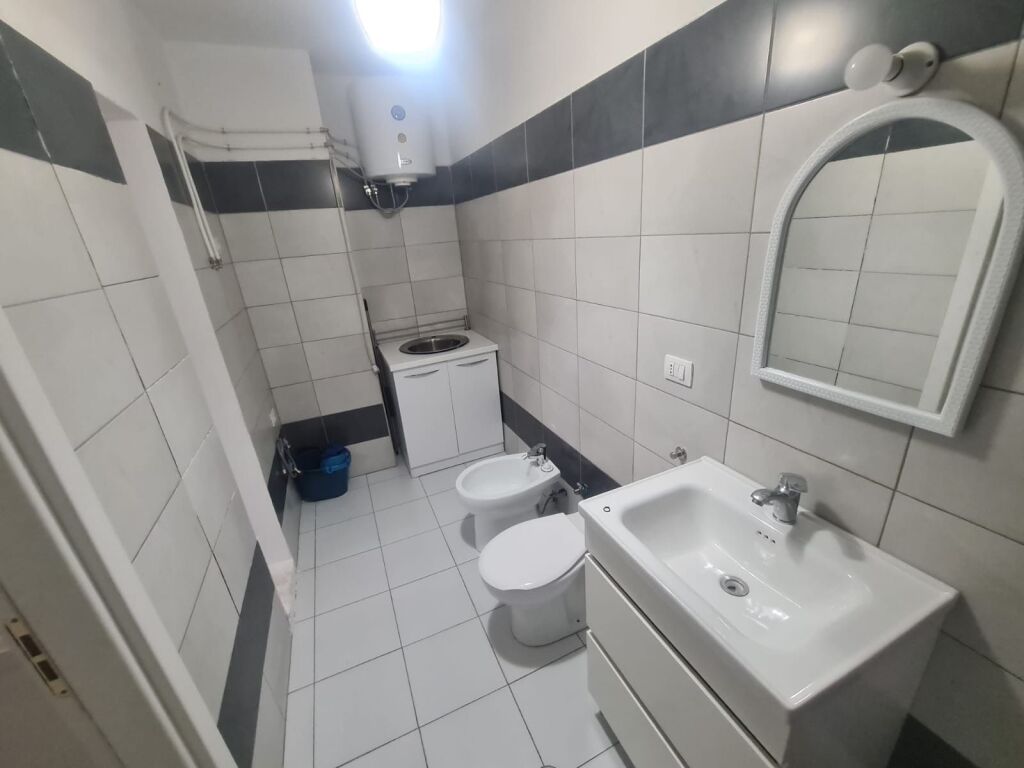 Appartamento 1+1 in vendita Ali demi !