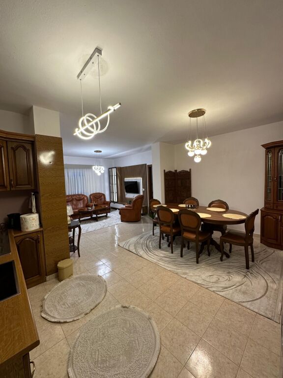 Qera | Apartament 2 + 1 | Rruga Dritan Hoxha | 700 €/muaj