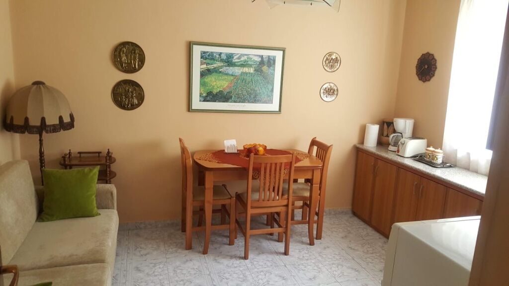 Apartament 2+1 me qira tek Pediatria!