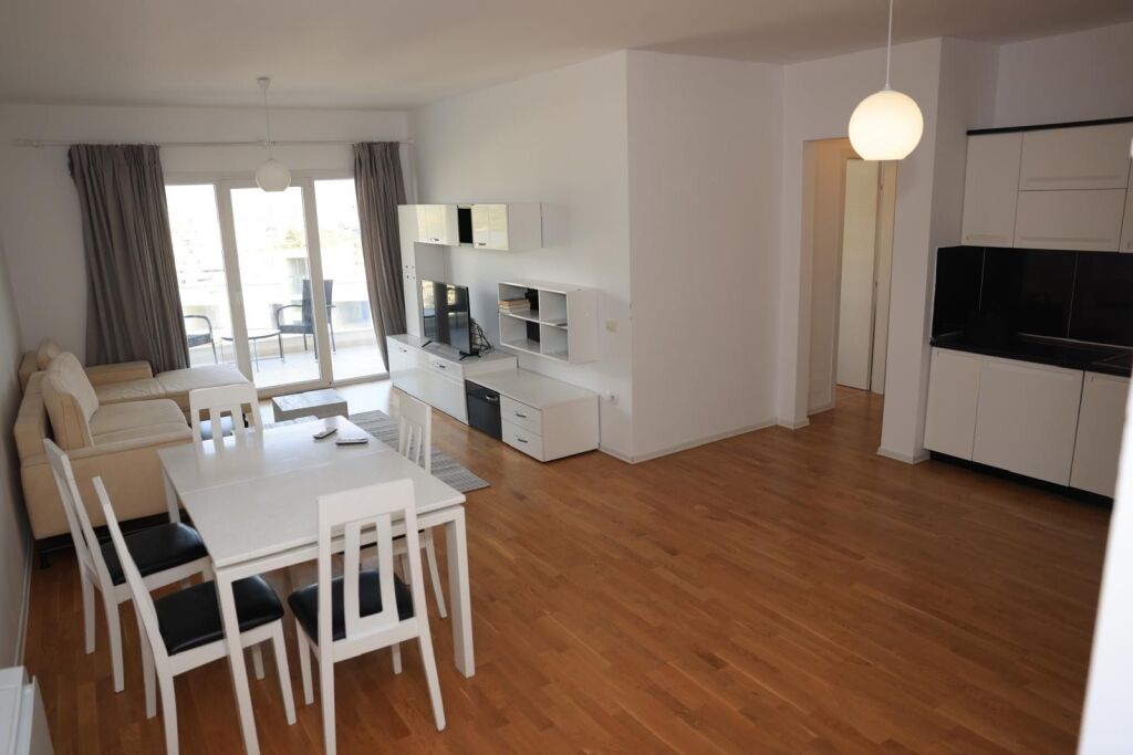 Apartment 2+1+2 for rent