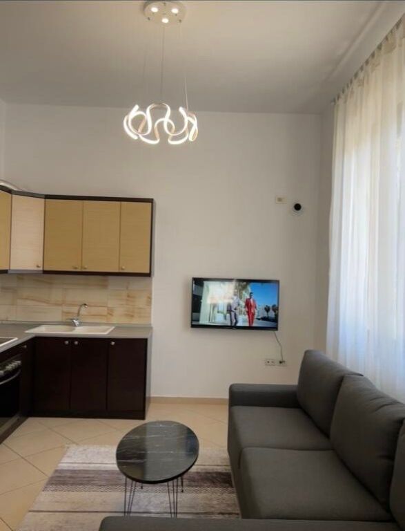 First floor of a villa near UET is for rent.