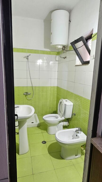 SHTEPI ME QIRA 2+1 + PARKIM - KASHAR , TIRANE