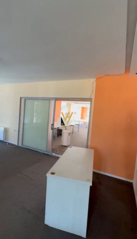JEPET ZYRE 400 M2 ME QIRA TE 5 MAJI 350.000 LEKE