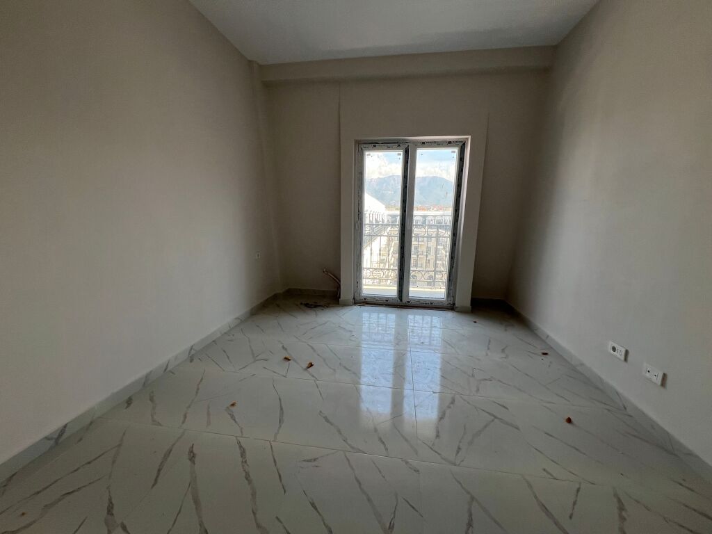 Qera, Apartament 1+1 Porta e Re , Sauk