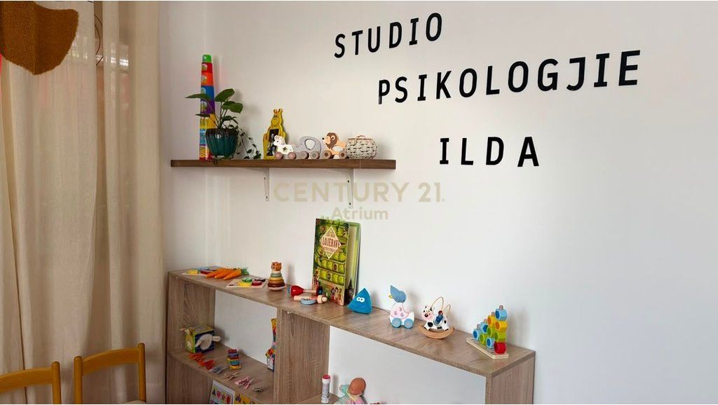 GROUND FLOOR SPACE FOR RENT AT ALI DEMI !