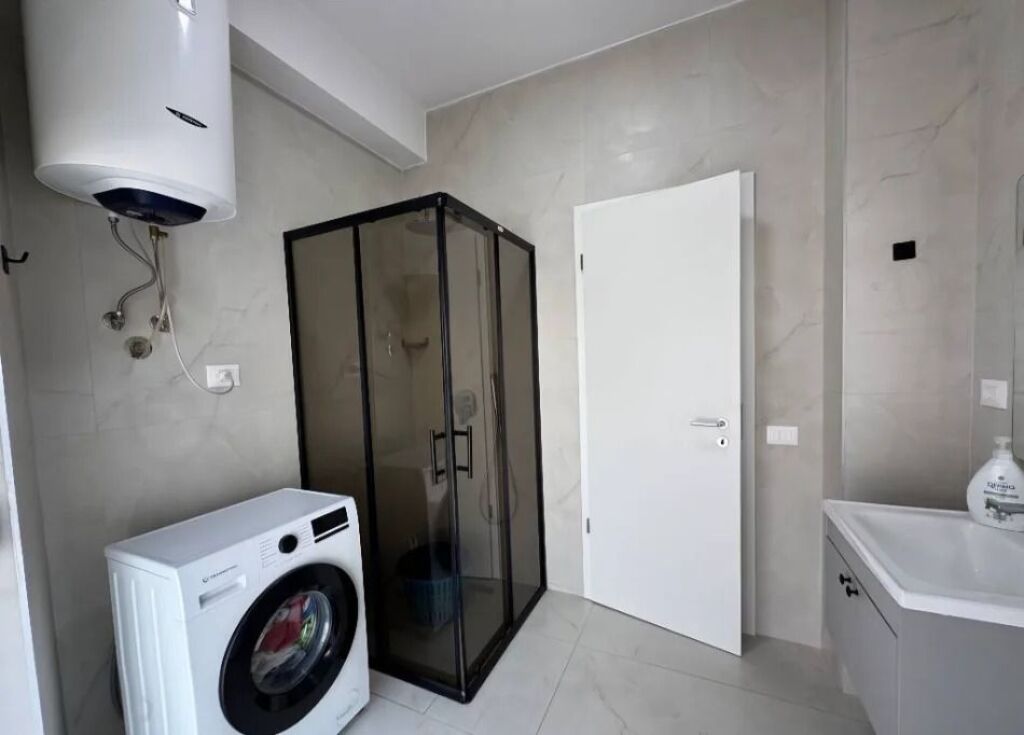 Apartment 1+1 for sale at Kadiu Complex, Ali Demi street.