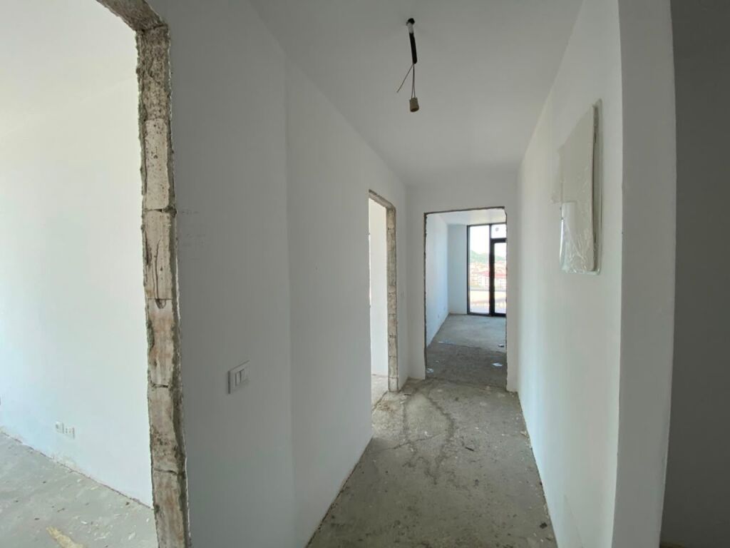 SHITET 2+1+2 📍 Lake View Residence, Liqeni Artificial, Tiranë