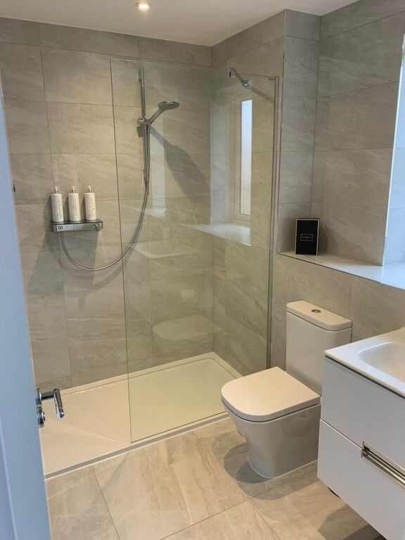 Vasil Shanto, jepet me qera apartament 1+1 i mobiluar.  