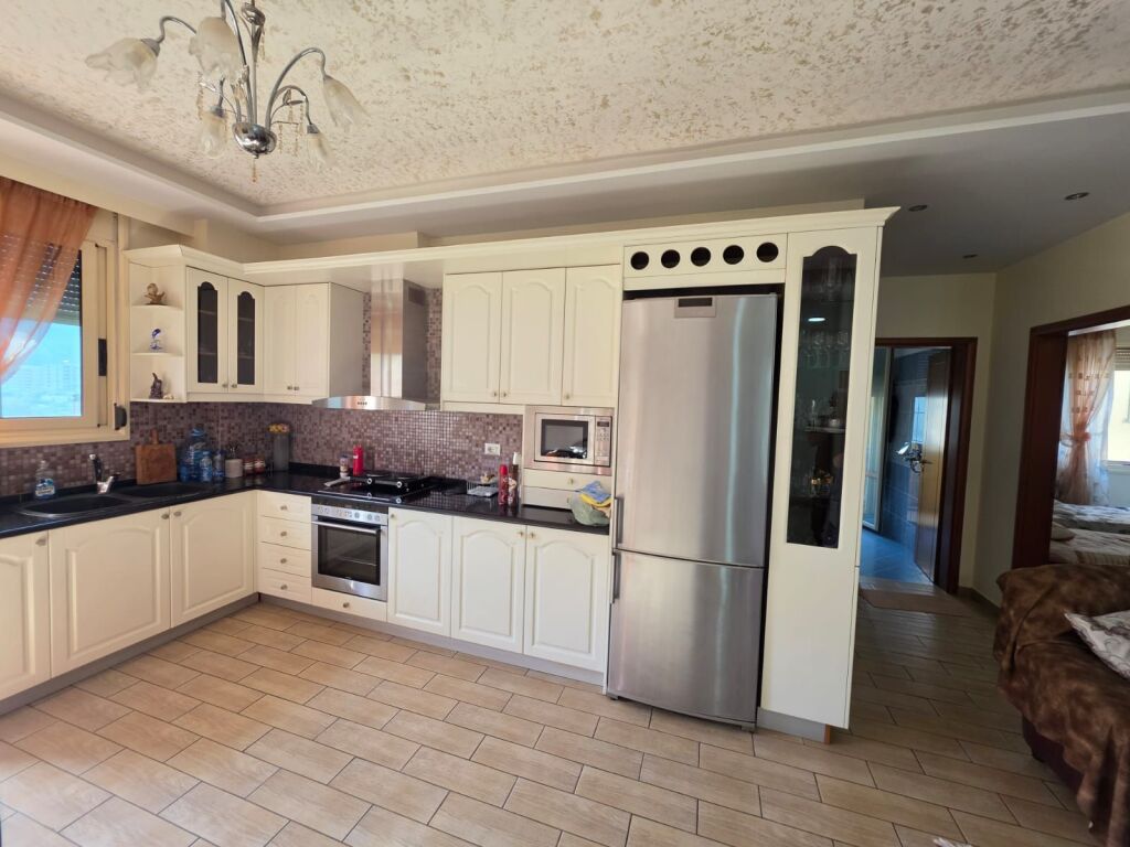 Listim Ekskluziv apartament për shitje Stadiumi Vlore