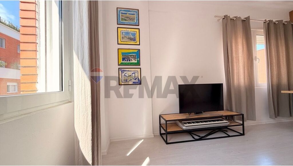 Apartament - Për Qira - Rruga Abedin Rexha, Tiranë(ID: 530261084-73)