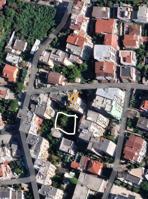 SHITET TOKE TRUALL 426 M2 TE RRUGA ALI VISHA 75.000.000 LEKE