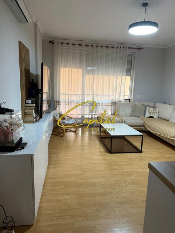 APARTMENT FOR RENT 2+1+2 21 DECEMBER 90,000 LEKE