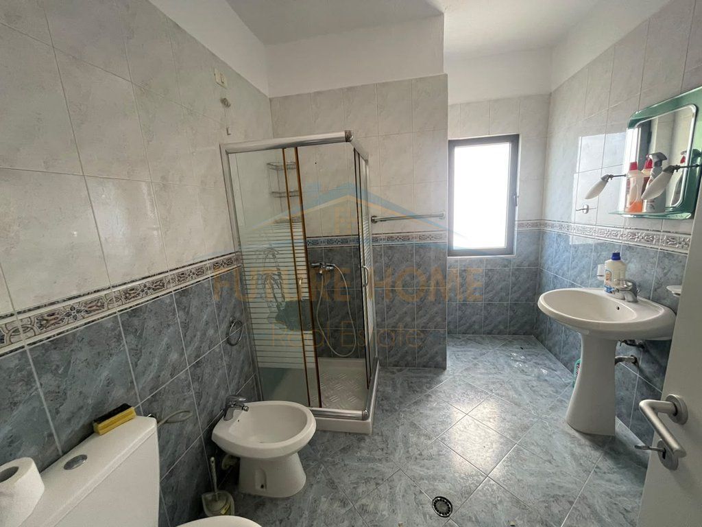 Shitet, Apartament 2+1,Kazazi,Durres    13,500,000 Lekë