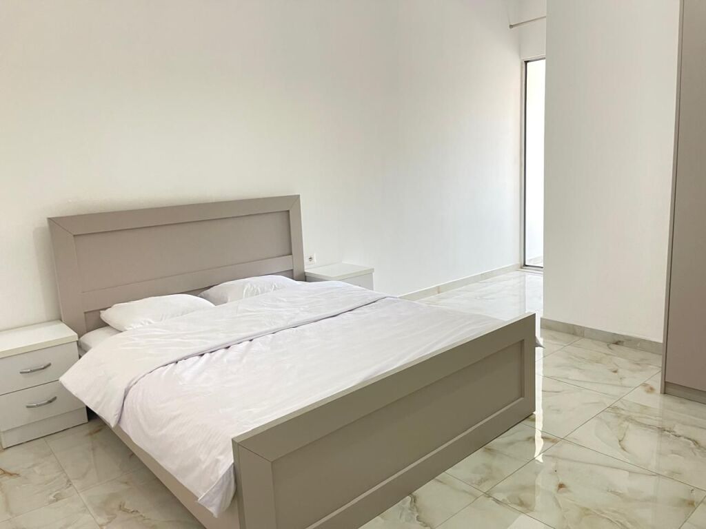 Astir, affittasi appartamento 2+1.