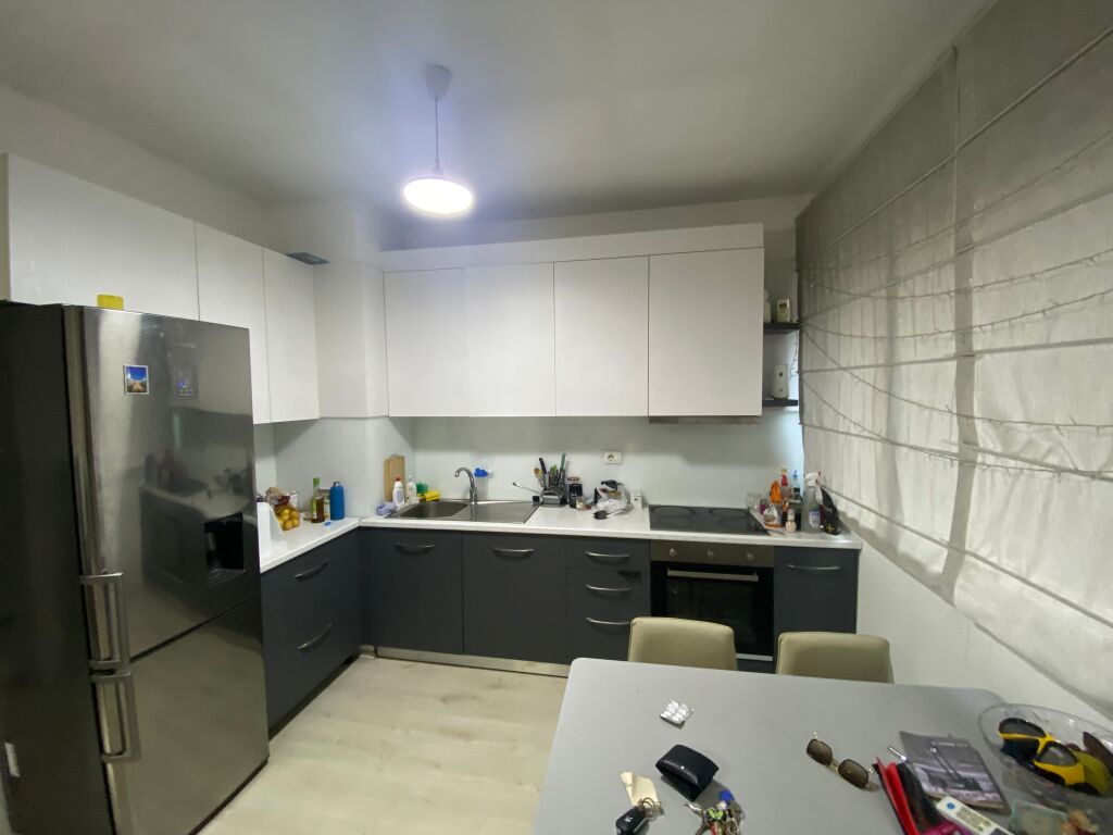 Apartament 2+1+2 me qera tek kompleksi "Panorama"