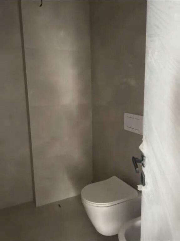 Apartament 2+1+2 me Qera në Rrugën "Jordan Misja", Tiranë (70,000 ALL/ muaj)