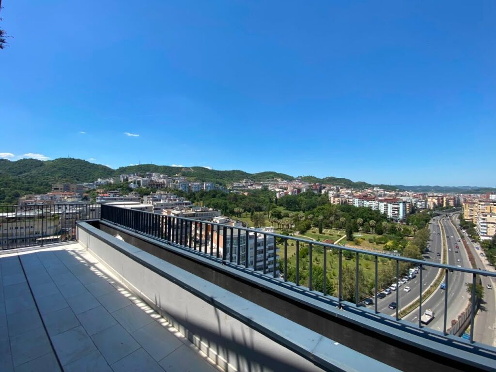 SHITET 2+1+2 📍 Lake View Residence, Liqeni Artificial, Tiranë