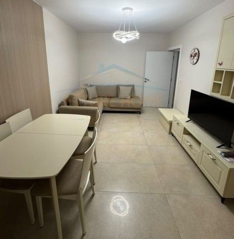 Shitet, Apartament 1+1, Selvia, Tirane