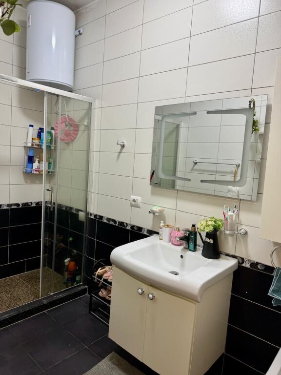 🏡 For rent 2+1+2+ Parking Spot in Yzberisht, near KMY, OSHEE Building📍