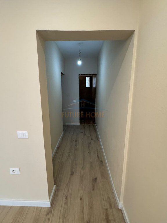 Affitto, Appartamento 1+1, Ali Demi, Tirana.