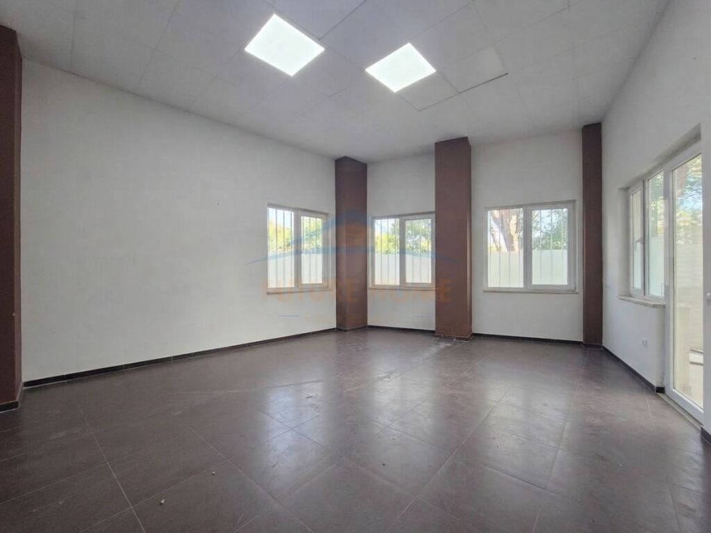 Qira, Njësi Biznesi, Rruga e Dibrës.