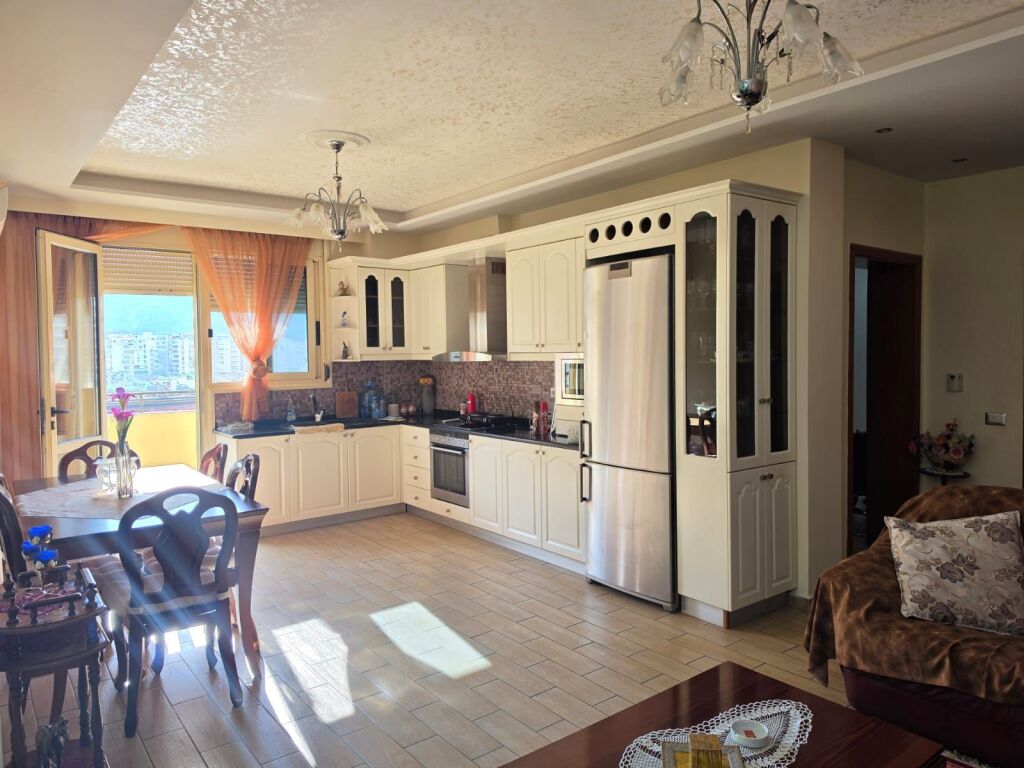 Listim Ekskluziv apartament për shitje Stadiumi Vlore