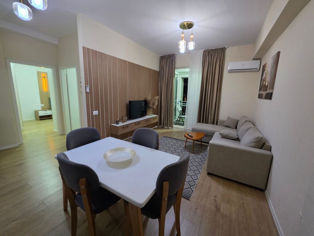 🏡 Appartamento 2+1+2 in affitto  📍 Via Siri Kodra