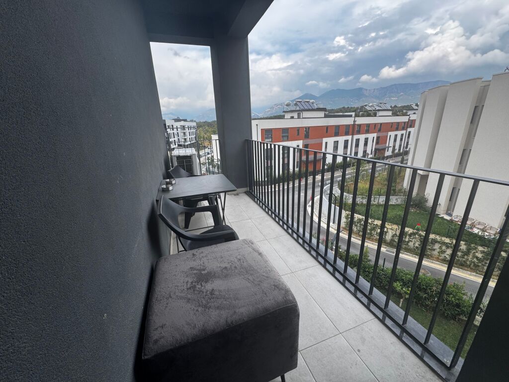 Affittasi 2+1 con posto auto Vila forest lago secco