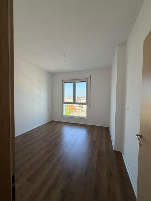 Affitto | Apartament 1 + 1 | Rruga 5 Maji | 400 €/mese