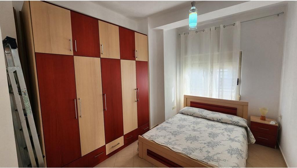 SARANDË, SHESIM APARTAMENT 2+1