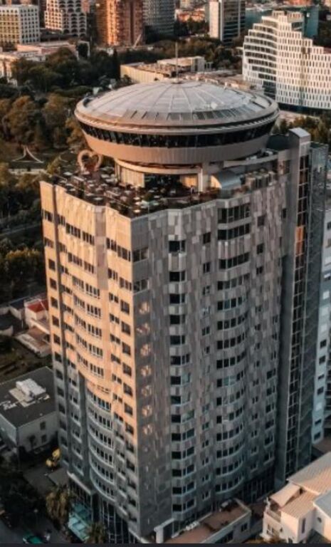 ZYRE ME QIRA SKY TOWER