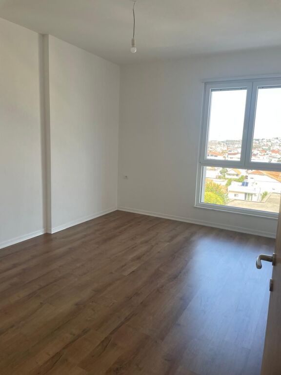 Rent | Apartament 1 + 1 | Rruga 5 Maji | 400 €/month