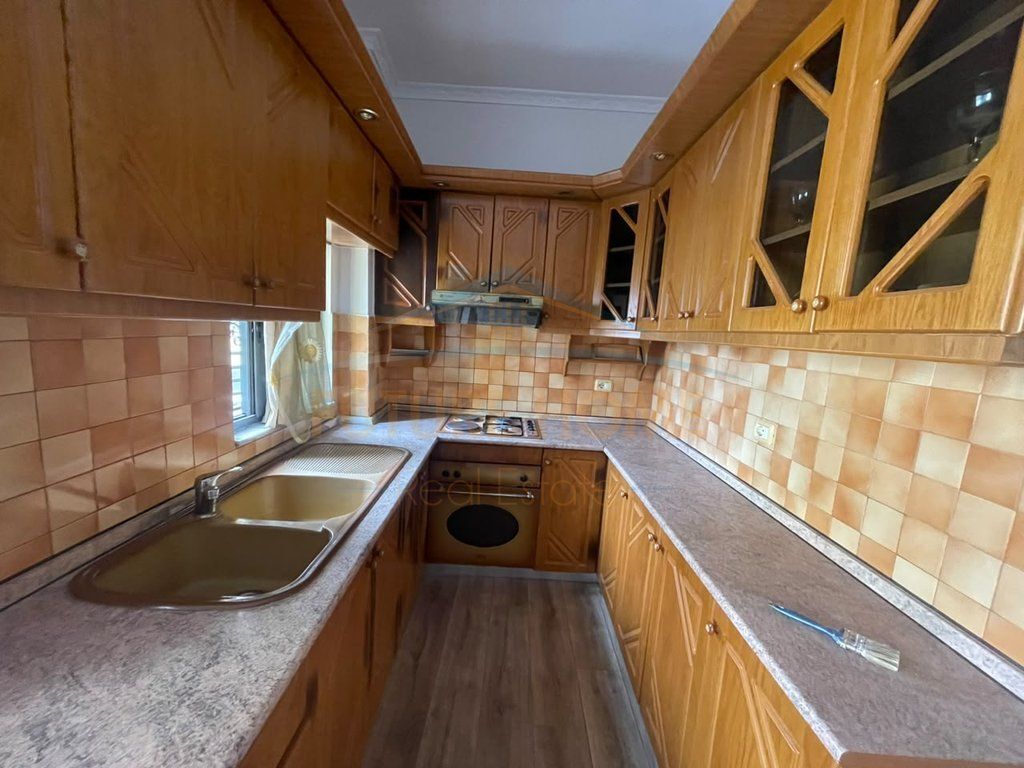 Shitet, Apartament 2+1,Kazazi,Durres    13,500,000 Lekë