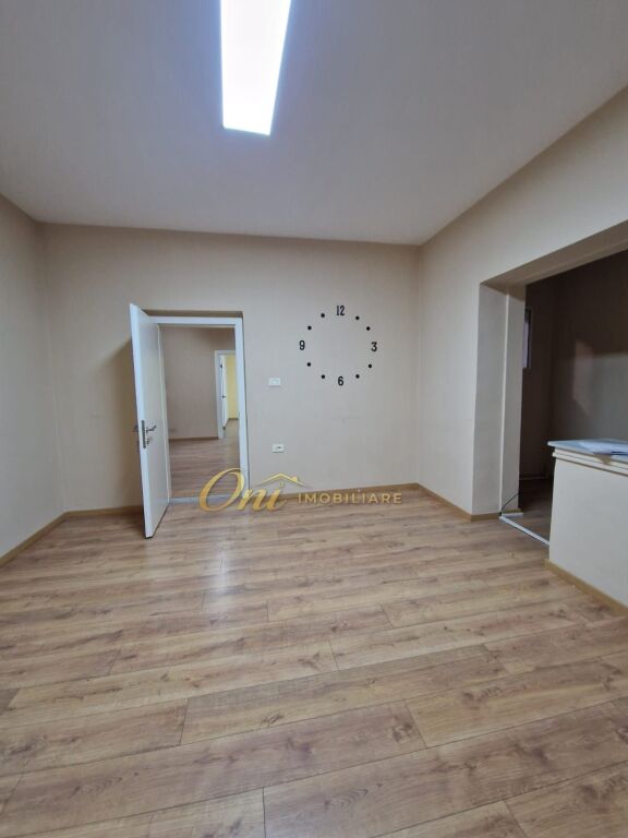 BLOCK OFFICE SPACES 120M2 FOR RENT