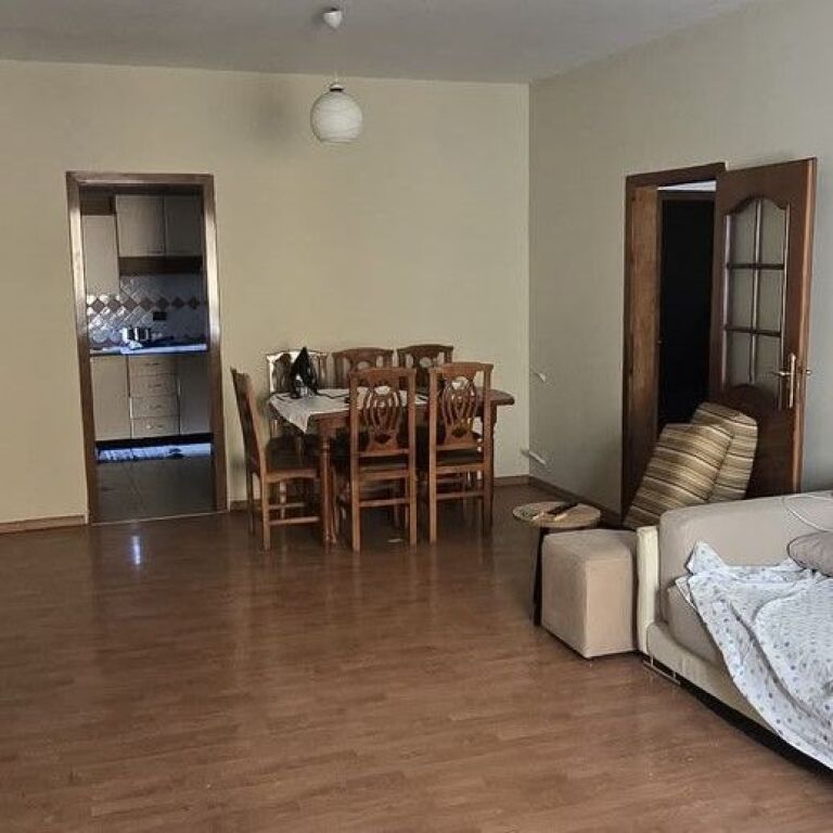🏢 JEPET ME QIRA ZYRË 4 AMBIENTE | QENDËR