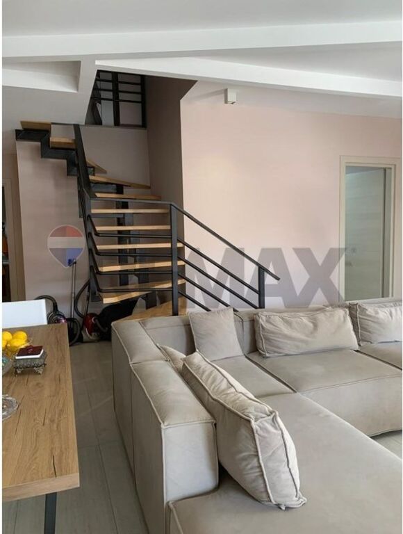 Duplex me Qira tek Kodra Priftit