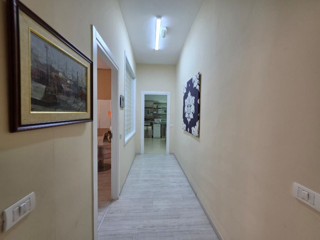 Spazio Ufficio in Vendita al Lago Secco