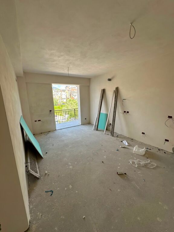 Apartment 1+1 for sale at Liqeni i Thate, near FZ Construction, Botanical Garden, Zoological Garden.