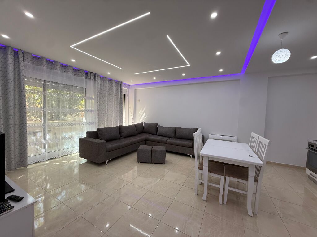 Apartment 2+1 for rent in the Fratari Complex, Botanical Garden area.