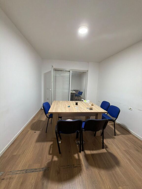 Apartament me Qira per Biznes ose Zyra!