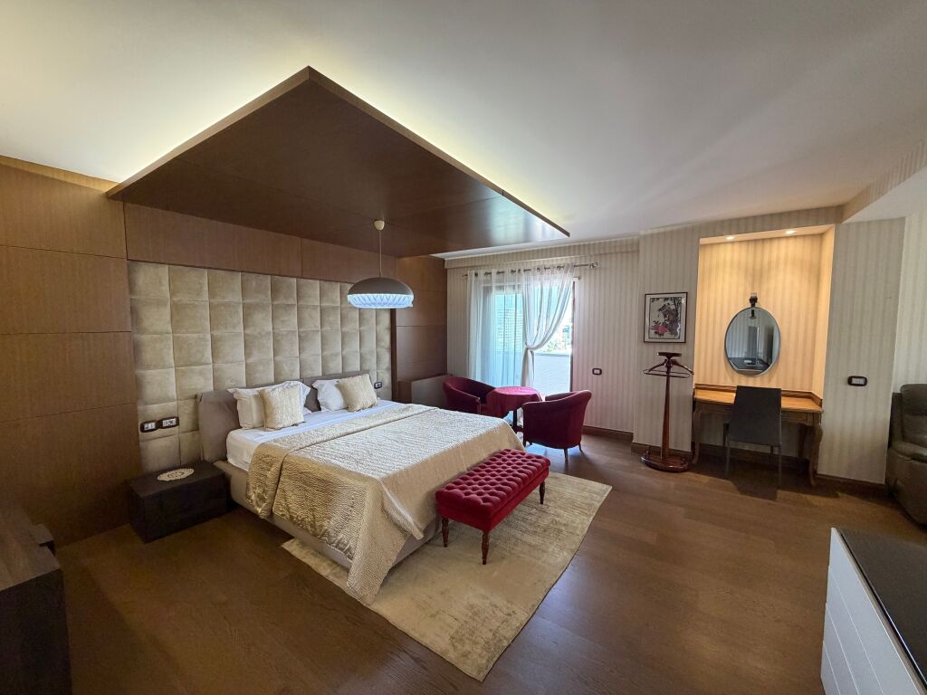 ✨ Elegance, space and comfort near the Zoo! ✨  🏡 Apartment 2+1+2 | 240 m² | 8th floor, top floor  In one of the most sought-after areas of Tirana, the Zoo 💰 Price: 2,200,000 lek