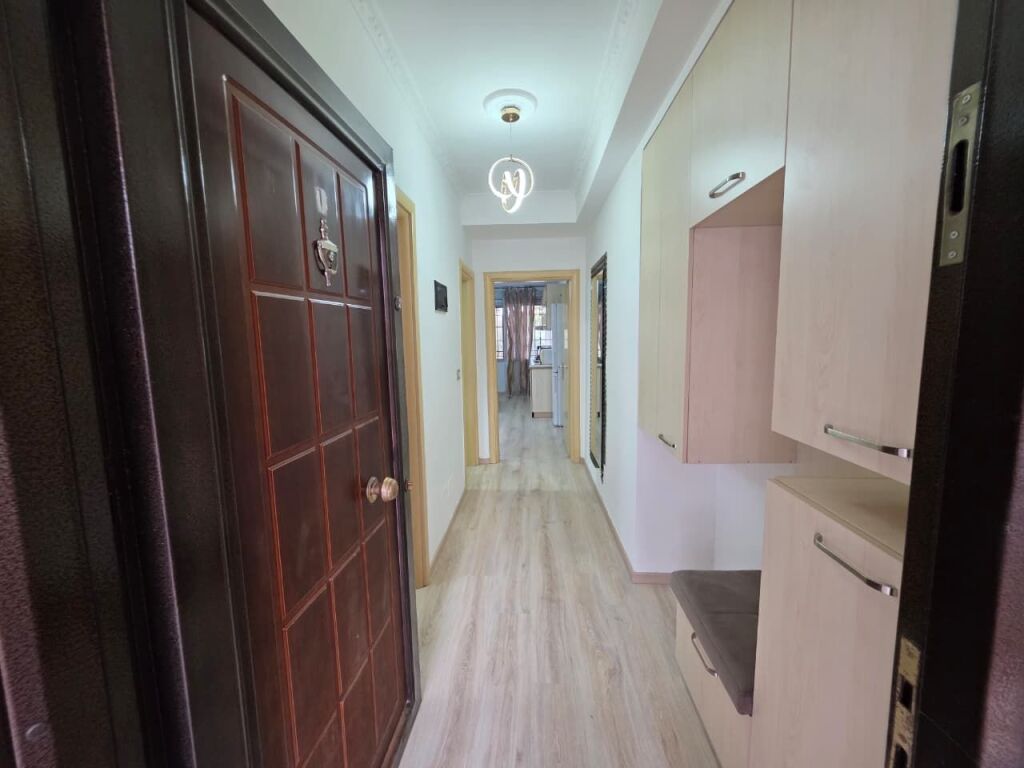 SHITET APARTAMENT 1+1 – DON BOSKO 📍 Pranë shkollës “Vaçe Zela”