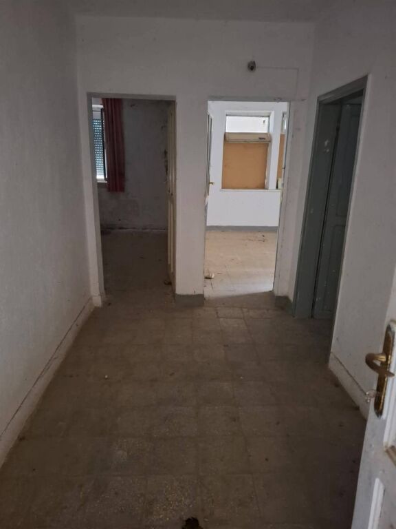 SHITET APARTAMENT 3+1 LAGJJA CFAKE GJIROKASTER