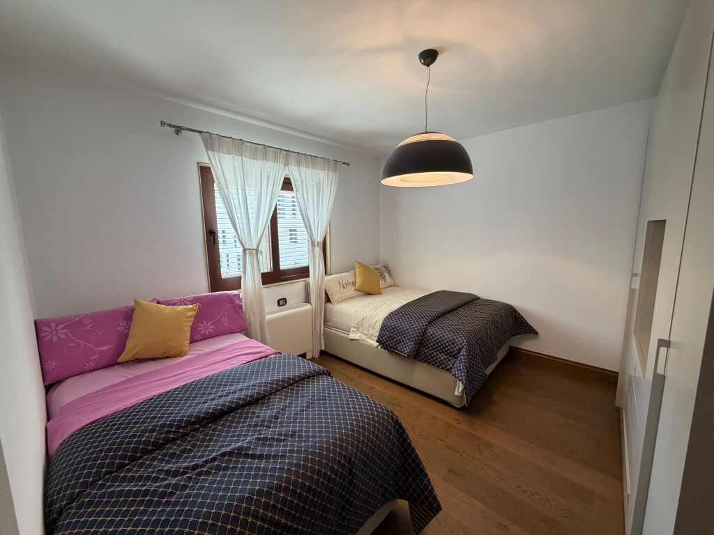 ✨ Elegance, space and comfort near the Zoo! ✨  🏡 Apartment 2+1+2 | 240 m² | 8th floor, top floor  In one of the most sought-after areas of Tirana, the Zoo 💰 Price: 2,200,000 lek