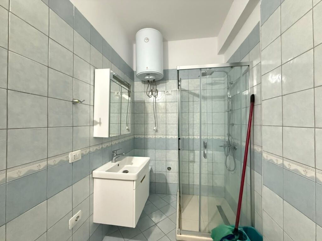 🏡 JEPET ME QIRA AFATGJATË APARTAMENT 1+1, VLORË