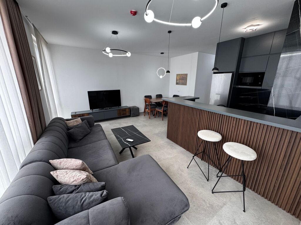 Affittasi 2+1 con posto auto Vila forest lago secco